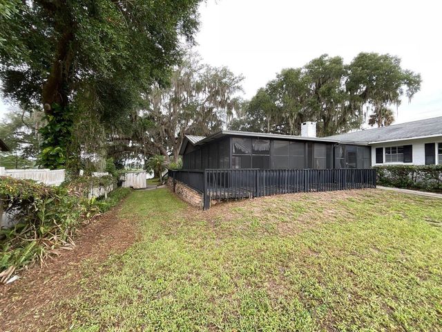 603 W OCALA STREET, Umatilla, FL 32784