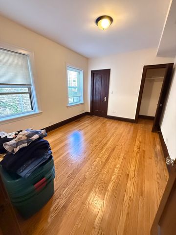 4950 N Albany Avenue 1, Chicago, IL 60625
