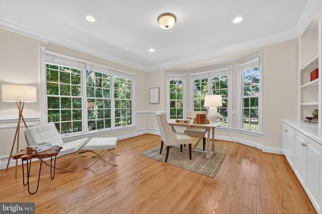 1354 LEWINSVILLE MEWS CT, Mclean, VA 22102