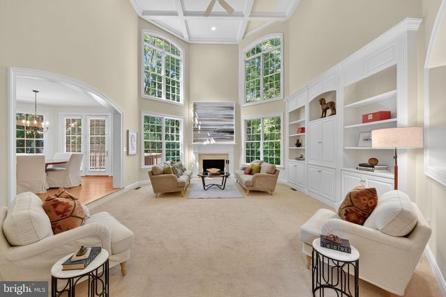 1354 LEWINSVILLE MEWS CT, Mclean, VA 22102