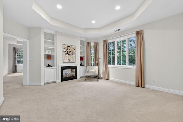 1354 LEWINSVILLE MEWS CT, Mclean, VA 22102