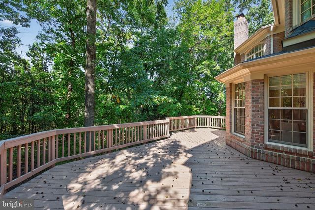 1354 LEWINSVILLE MEWS CT, Mclean, VA 22102