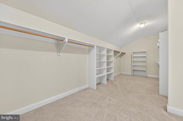 1354 LEWINSVILLE MEWS CT, Mclean, VA 22102