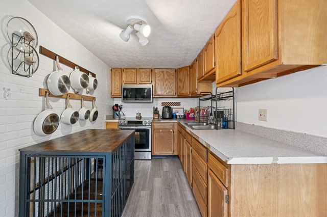 67 W Columbus Street, Mount Sterling, OH 43143