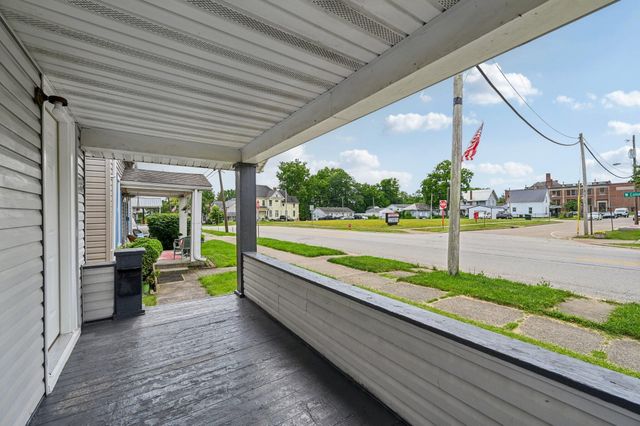 67 W Columbus Street, Mount Sterling, OH 43143