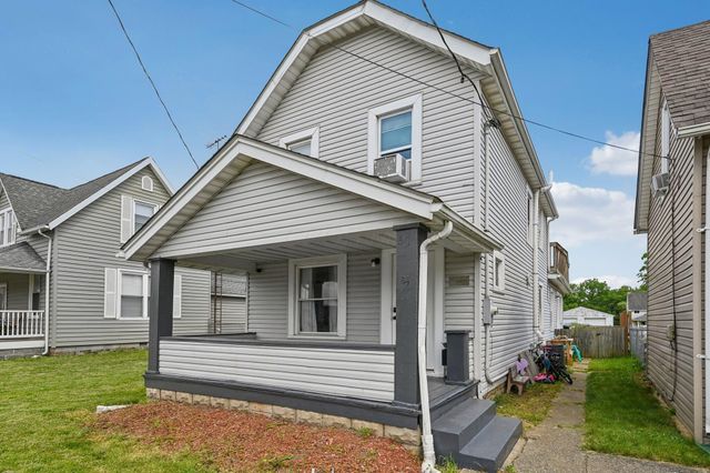 67 W Columbus Street, Mount Sterling, OH 43143