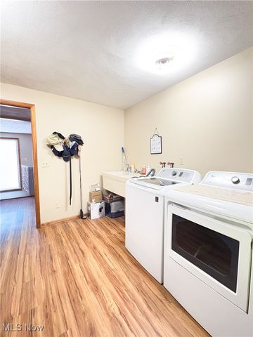 4231 Washington Avenue, Lorain, OH 44052