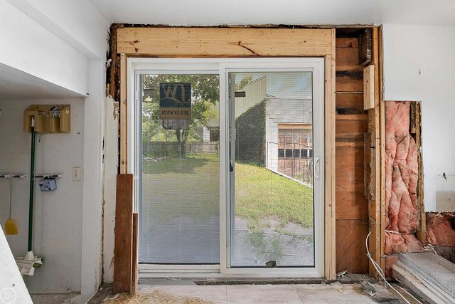 118 W Summit Street, Ann Arbor, MI 48103