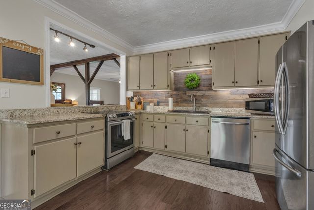 1324 Wagers Mill Road, Newnan, GA 30263