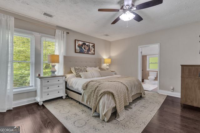 1324 Wagers Mill Road, Newnan, GA 30263