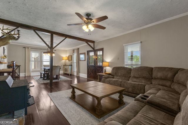 1324 Wagers Mill Road, Newnan, GA 30263