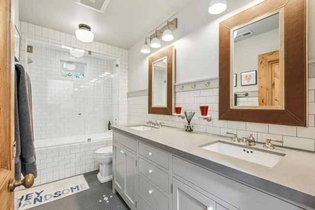 21842 Via Regina, Saratoga, CA 95070