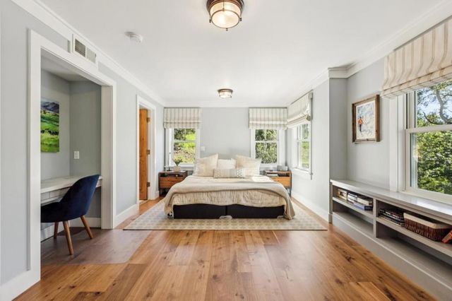 21842 Via Regina, Saratoga, CA 95070