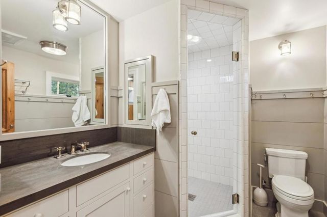 21842 Via Regina, Saratoga, CA 95070