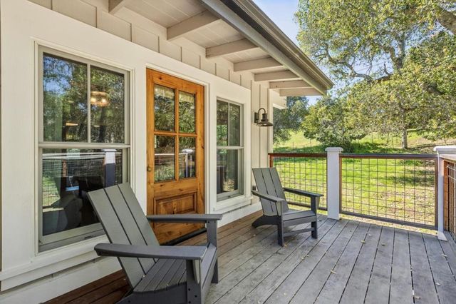 21842 Via Regina, Saratoga, CA 95070