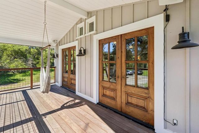 21842 Via Regina, Saratoga, CA 95070