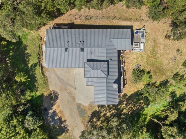 21842 Via Regina, Saratoga, CA 95070