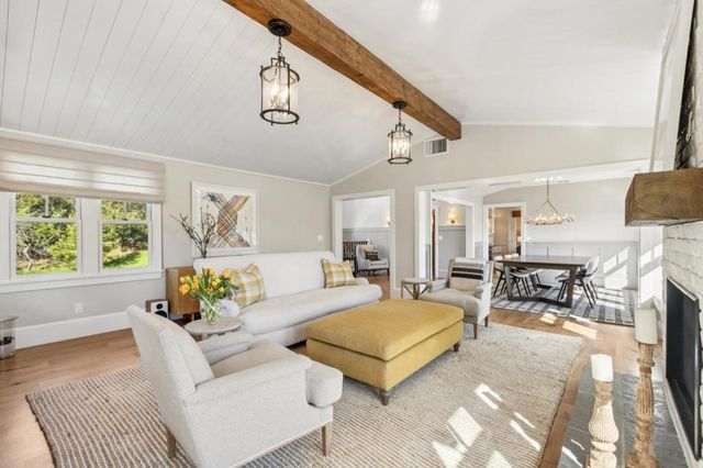 21842 Via Regina, Saratoga, CA 95070