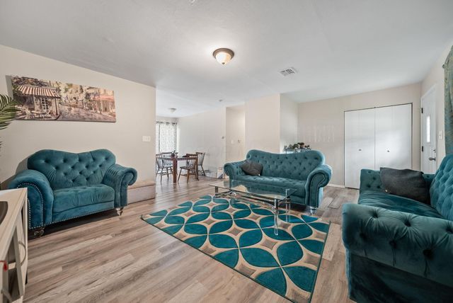 4034 E Mound Street, Columbus, OH 43227