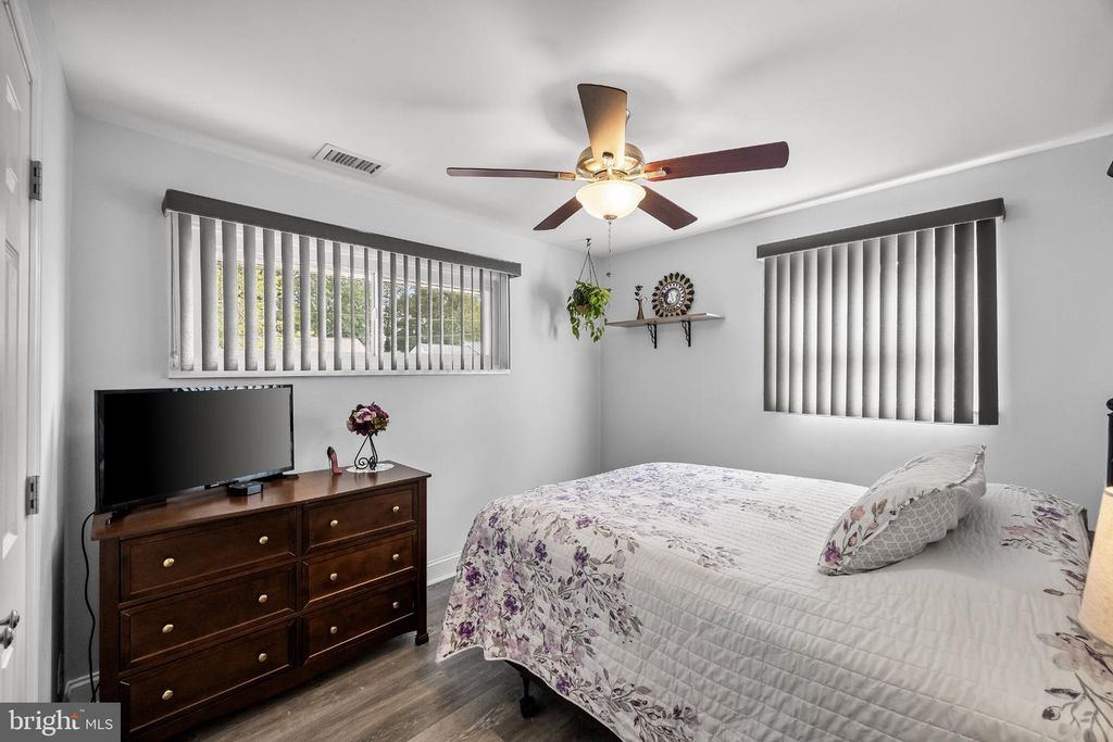 223 E RUDDEROW AVE, Maple Shade, NJ 08052 — photo 4
