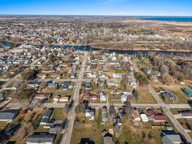 608 5TH STREET, Oconto, WI 54153