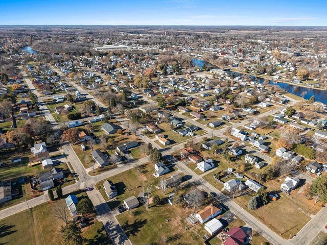 608 5TH STREET, Oconto, WI 54153