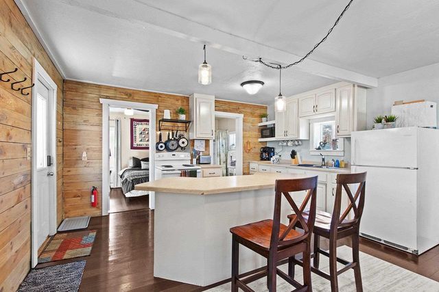 608 5TH STREET, Oconto, WI 54153