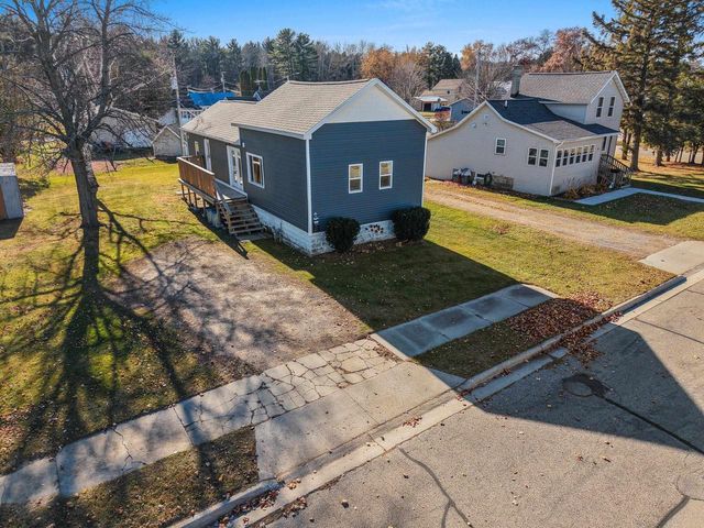608 5TH STREET, Oconto, WI 54153