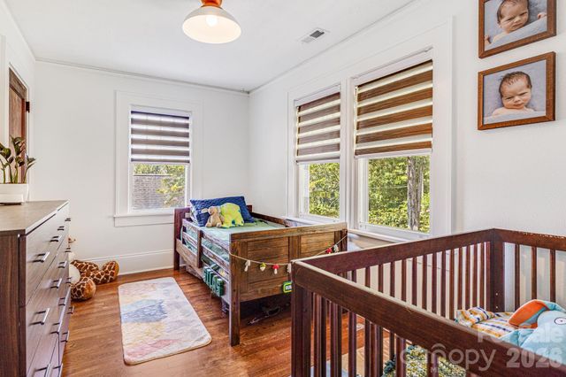 18 Robinwood Avenue, Asheville, NC 28806