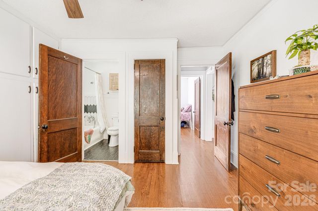 18 Robinwood Avenue, Asheville, NC 28806