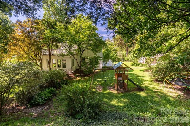 18 Robinwood Avenue, Asheville, NC 28806