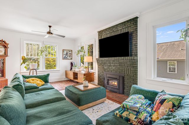 18 Robinwood Avenue, Asheville, NC 28806