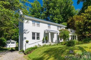 18 Robinwood Avenue, Asheville, NC 28806