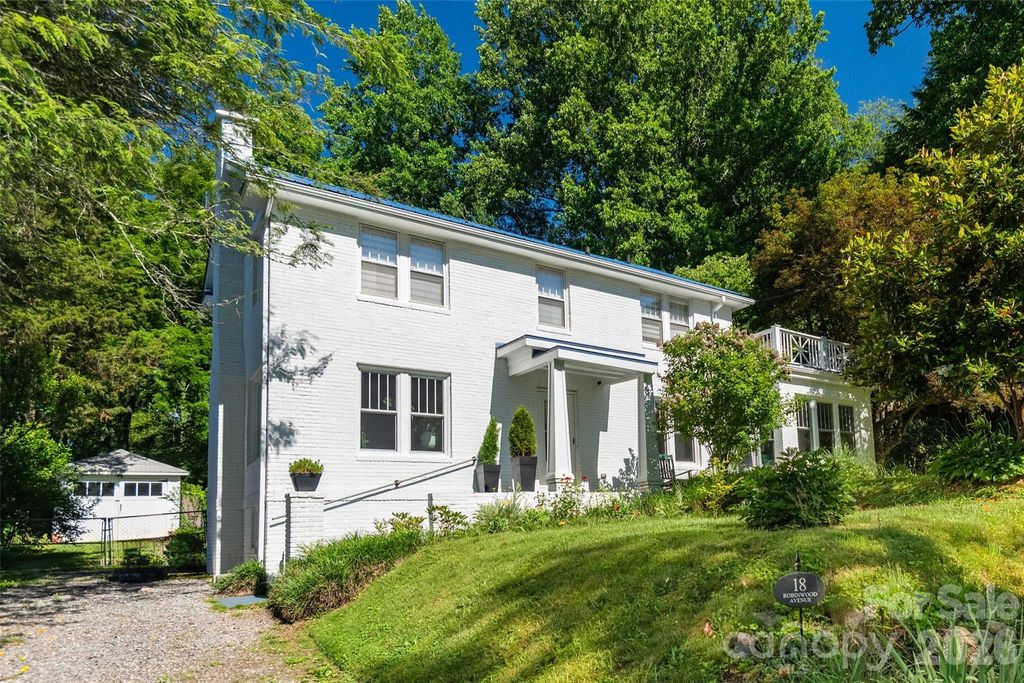 18 Robinwood Avenue, Asheville, NC 28806