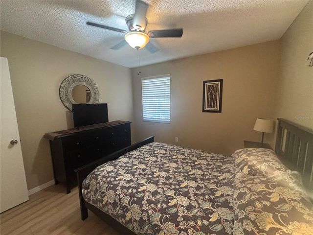 3866 59TH AVENUE W 3866, Bradenton, FL 34210