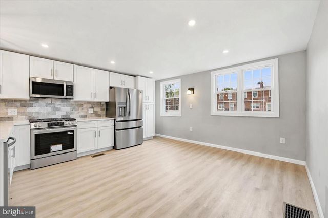 925 MAPLE AVE, Glenolden, PA 19036