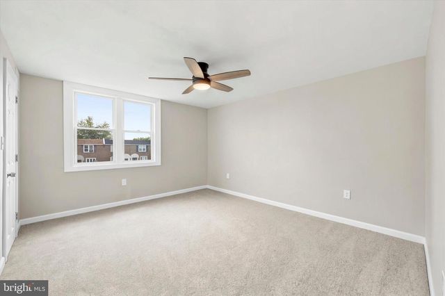 925 MAPLE AVE, Glenolden, PA 19036