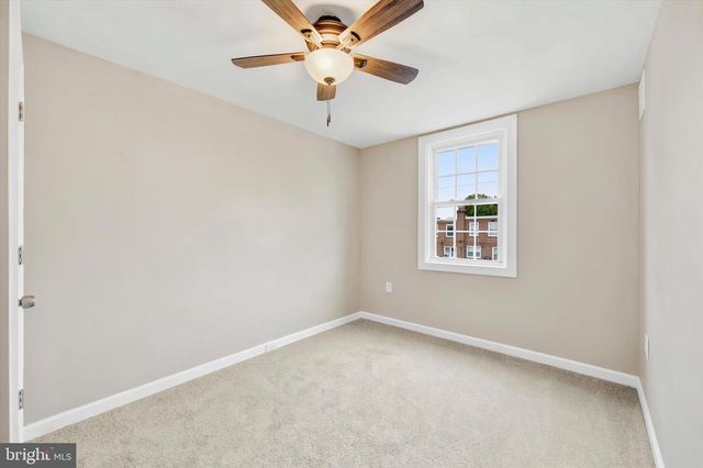 925 MAPLE AVE, Glenolden, PA 19036