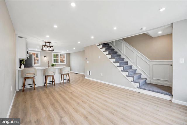 925 MAPLE AVE, Glenolden, PA 19036
