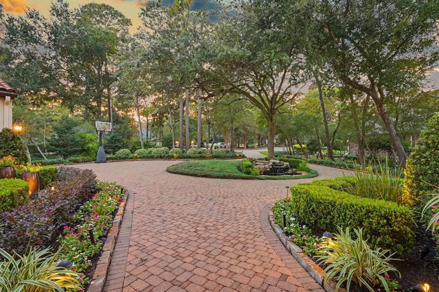 22 Watertree Court, Spring, TX 77380