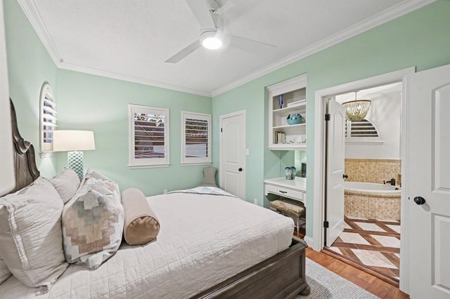 22 Watertree Court, Spring, TX 77380