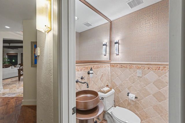 22 Watertree Court, Spring, TX 77380