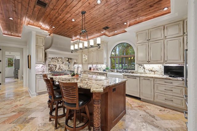 22 Watertree Court, Spring, TX 77380