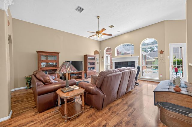 18822 Mountain Shade Drive, Spring, TX 77388