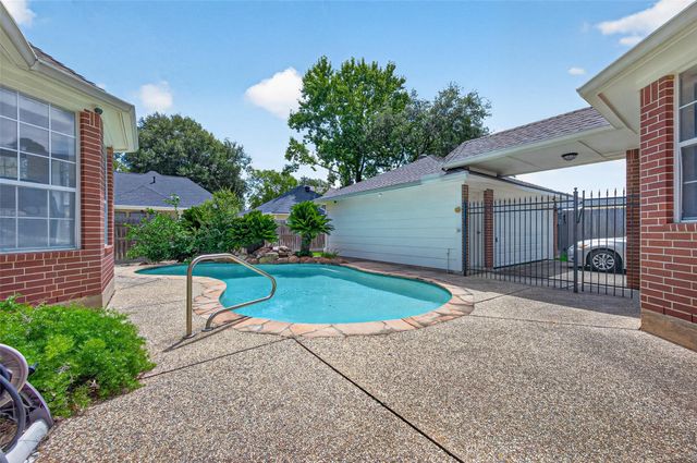 18822 Mountain Shade Drive, Spring, TX 77388