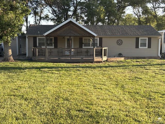 5112 Murray Road, Manhattan, KS 66503