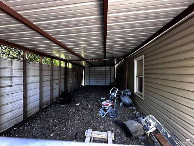 5112 Murray Road, Manhattan, KS 66503