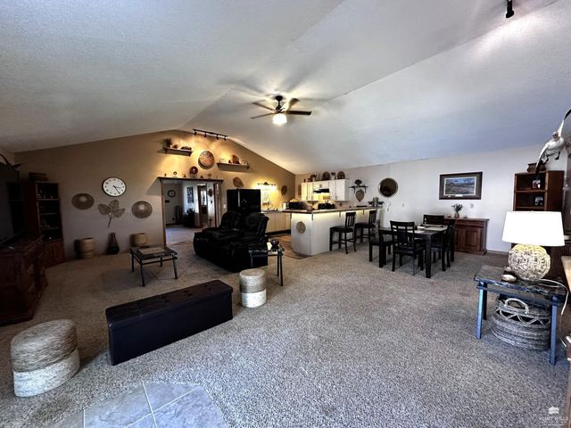 5112 Murray Road, Manhattan, KS 66503