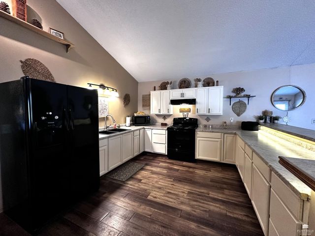 5112 Murray Road, Manhattan, KS 66503