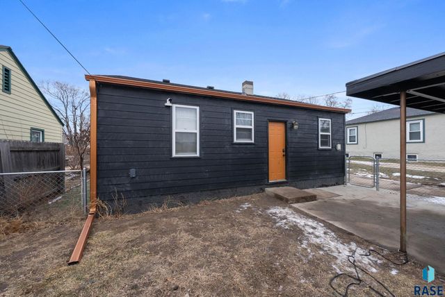 517 S Lyndale Ave Avenue, Sioux Falls, SD 57110